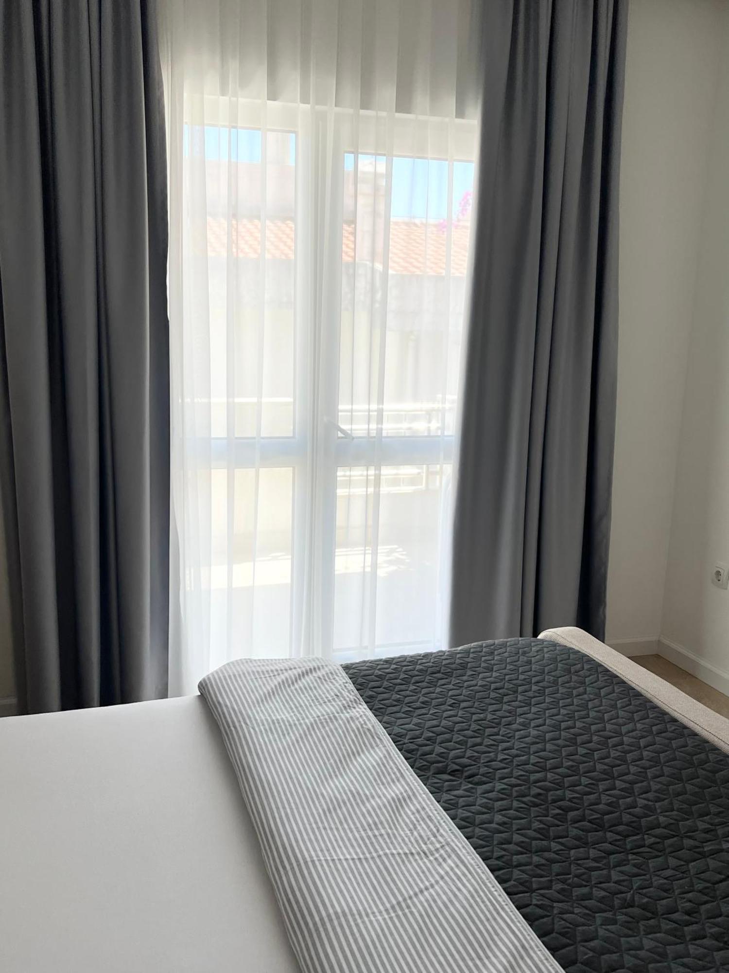 Apartments Mrdak Bar Luaran gambar