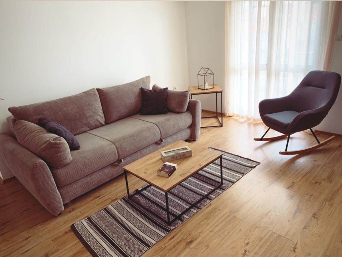 Apartments Mrdak Bar Luaran gambar